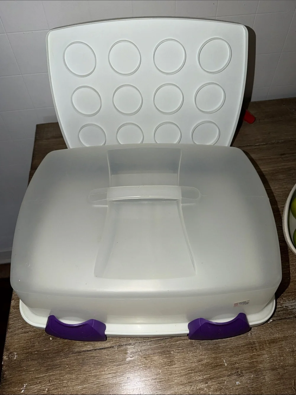 Wilton Ultimate 3-in-1 Cake and Cupcake Carrier